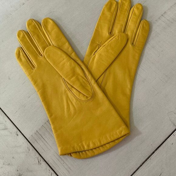 Yellow Leather Gloves - Picture 2 of 5